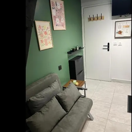 Apartment Duplex 4 *